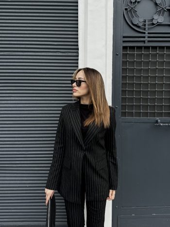 Siyah Çizgili Ceket Takım - Görsel 3