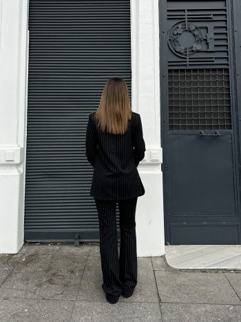 Siyah Çizgili Ceket Takım - Görsel 4