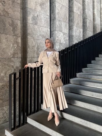 Bej Kemerli Ceket Etek Takım (Gold Düğme) - Görsel 3