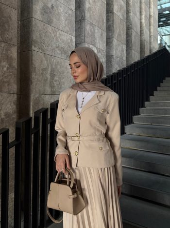 Bej Kemerli Ceket Etek Takım (Gold Düğme) - Görsel 4